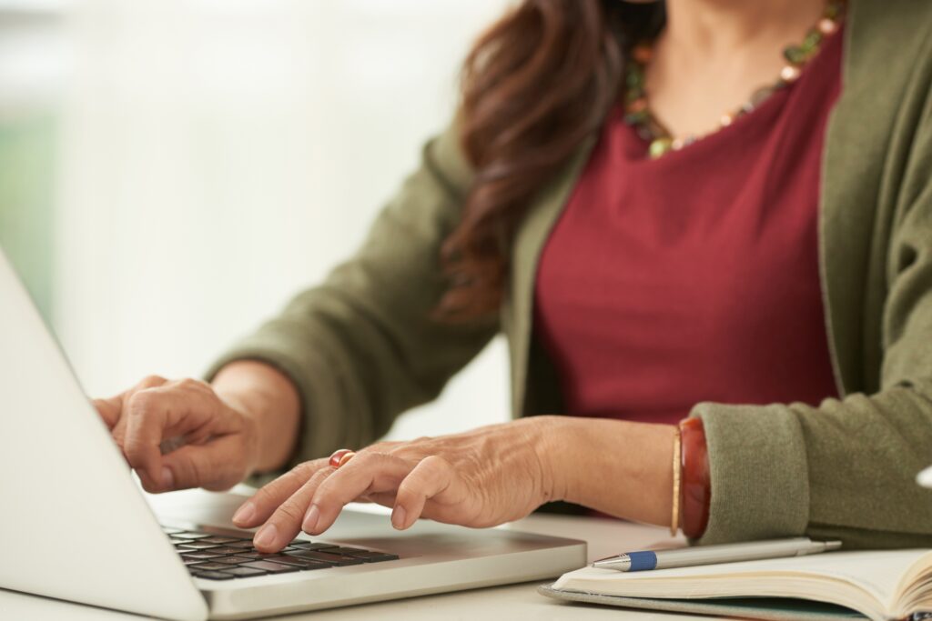 Gestionnaire administrative et documentaire indépendante en région toulousaine